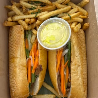 Lunch Banh Mi Pork