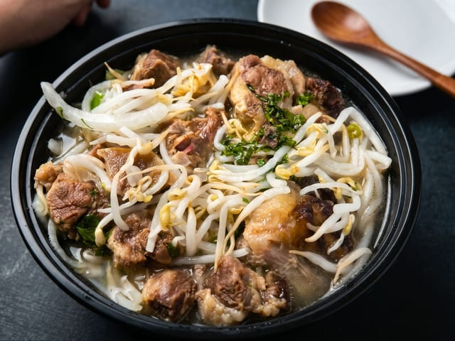 Oxtail Phở.