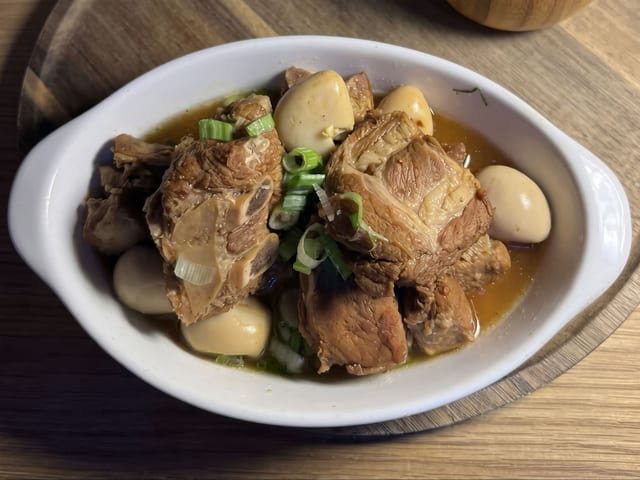 Thịt Kho.